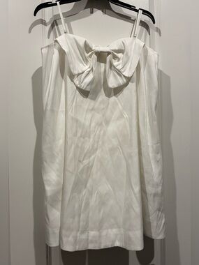 A New Day White Strapless Mini Shift Dress with Front Bow Medium NWT